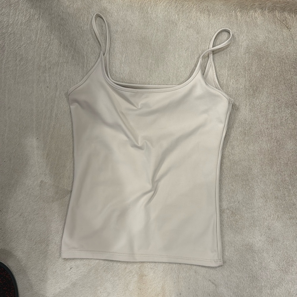 JOAH brown tank